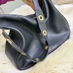 Michael Kors Black Pebbled Leather Hobo Shoulder Bag Gold Hardware
